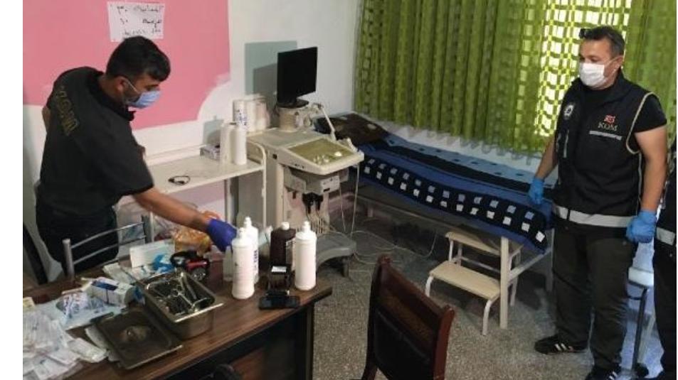 السلطات التركية تداهم مراكز طبية للسوريين في أنقرة وتعتقل 6 أفراد