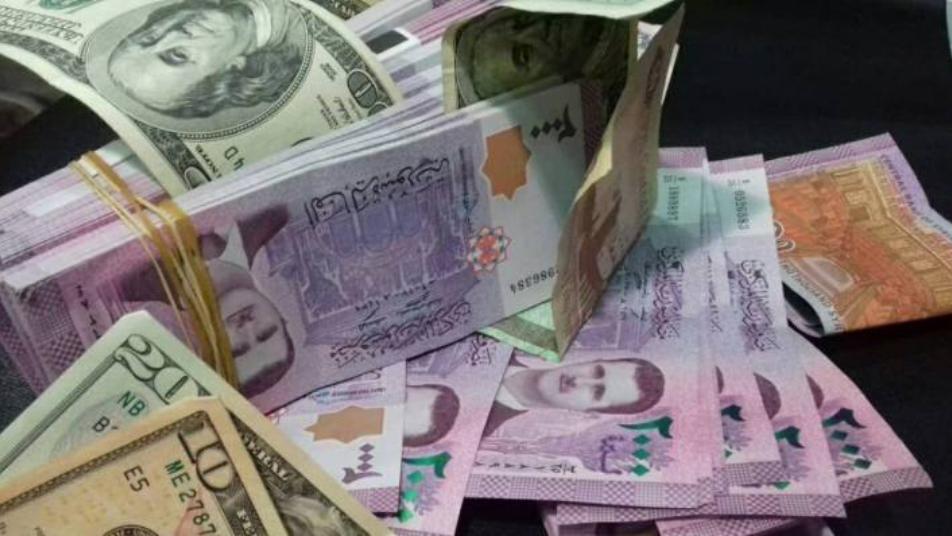 تراجع جديد في سعر الليرة السورية أمام الدولار
