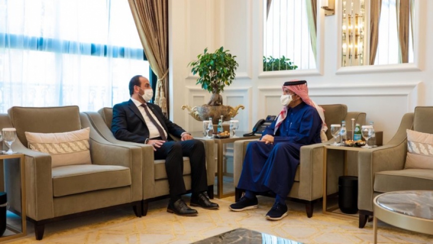 نصر الحريري يجتمع مع وزير الخارجية القطري في الدوحة