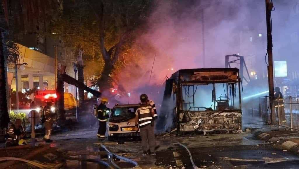 بايدن يتحرك لتهدئة الأوضاع في الأراضي الفلسطينية.. مبعوث أمريكي خاص سيصل المنطقة