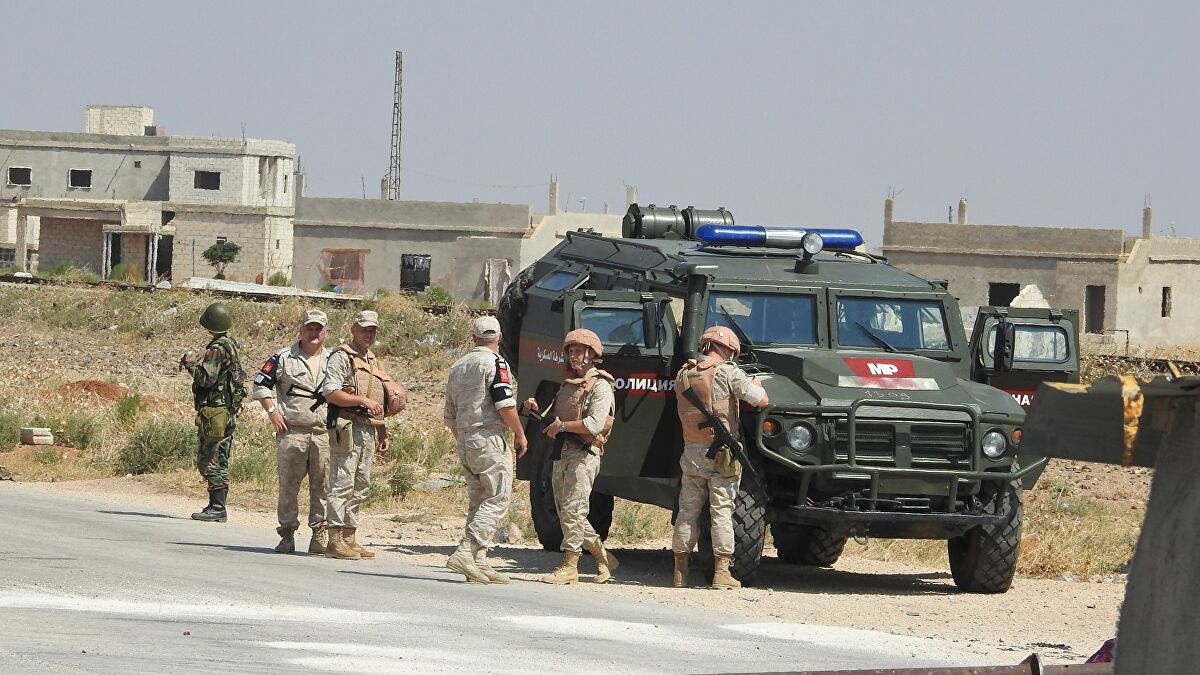 اتفاق تهدئة جديد في درعا بعد اجتماع اللجان المركزية بضابطٍ روسي