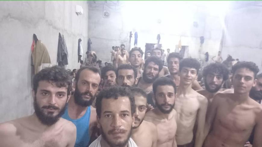 تجمع أحرار حوران: احتجاز 100 طالب لجوء من درعا في ليبيا ومقتل أحدهم تحت التعذيب