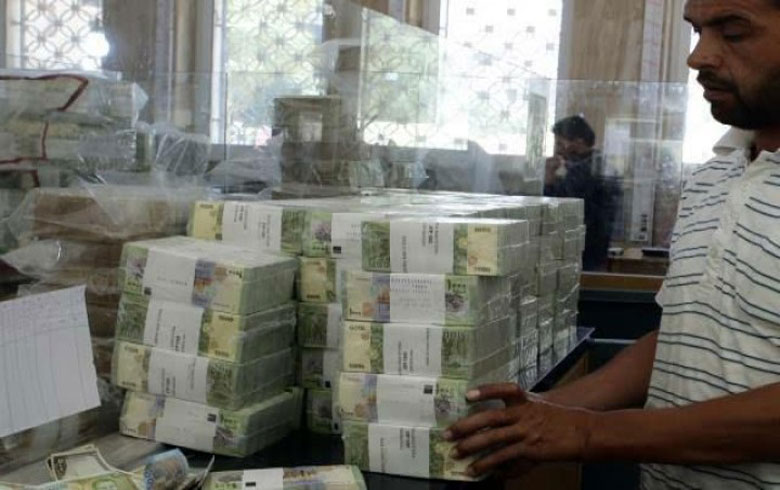 استقرار سعر صرف الليرة السورية في تعاملات اليوم عند 13900 للدولار الواحد
