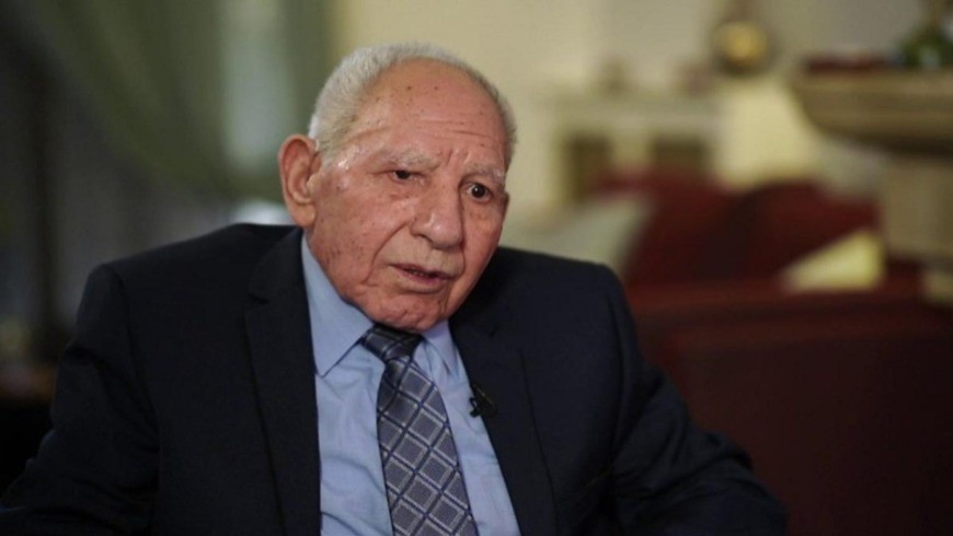 الخارجية الفرنسية تنعي المعارض رياض الترك وتؤكد على الالتزام بقرار الحل السياسي في سوريا