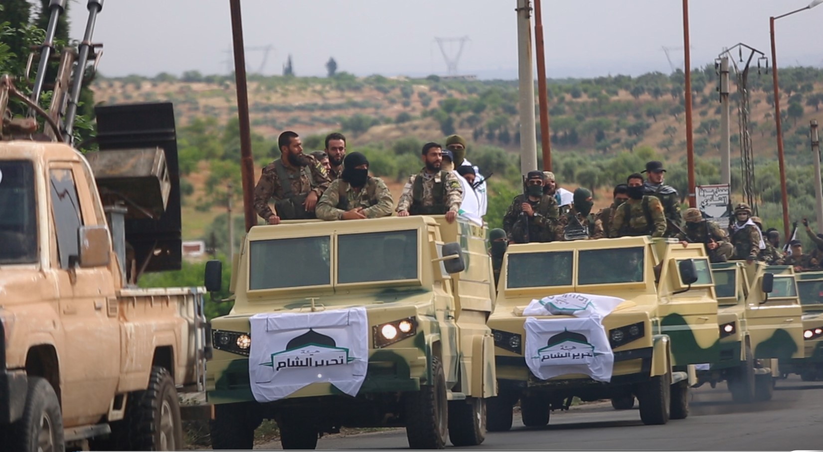 هيئة تحرير الشام “هتش” تعتزم إطلاق سراح معتقلين بعد المظاهرات الشعبية المنددة بالعنف والتعسف
