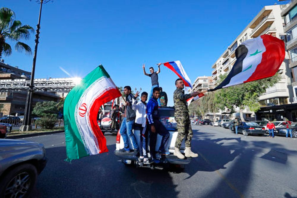 تفاصيل جديدة تكشفها تقارير أمريكية حول التمويل الإيراني في سوريا