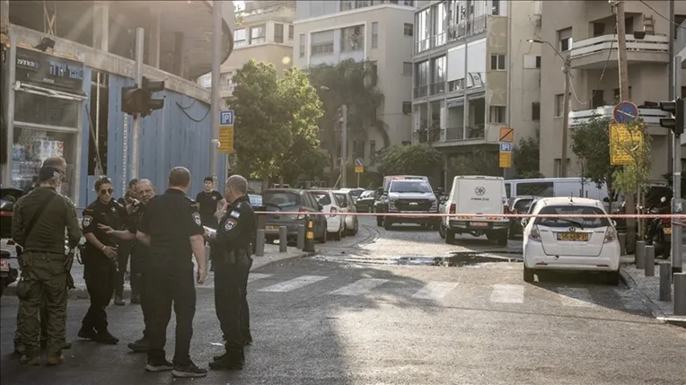 وسائل إعلام عبرية إصابة جنديين اثنين جراء عملية دهس في الخليل بالضفة الغربية