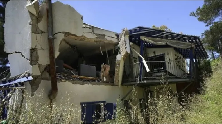 “صحيفة يديعوت أحرونوت”: دمار بمستوطنات شمال فلسطين..