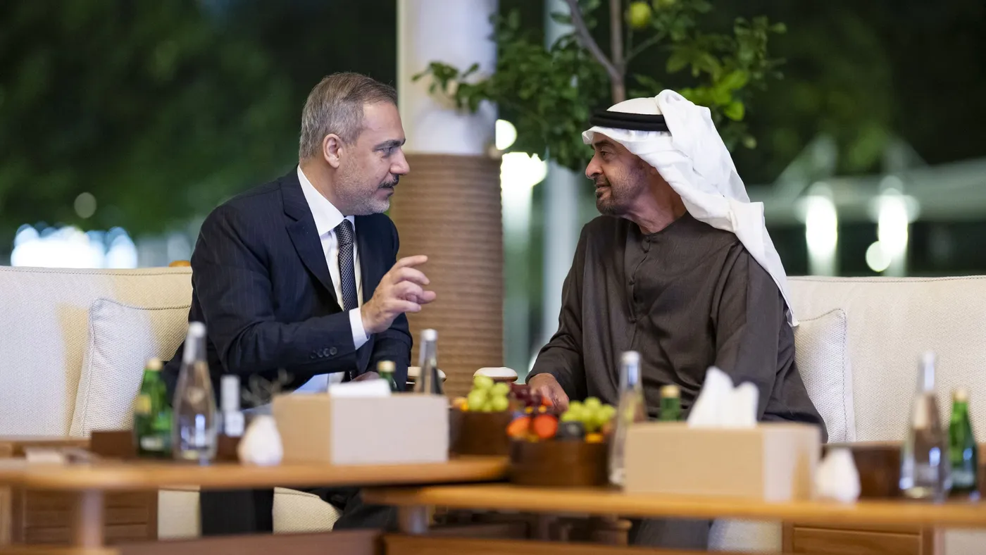 وزير الخارجية التركي ونظيره الإماراتي يبحثان المستجدات في سوريا