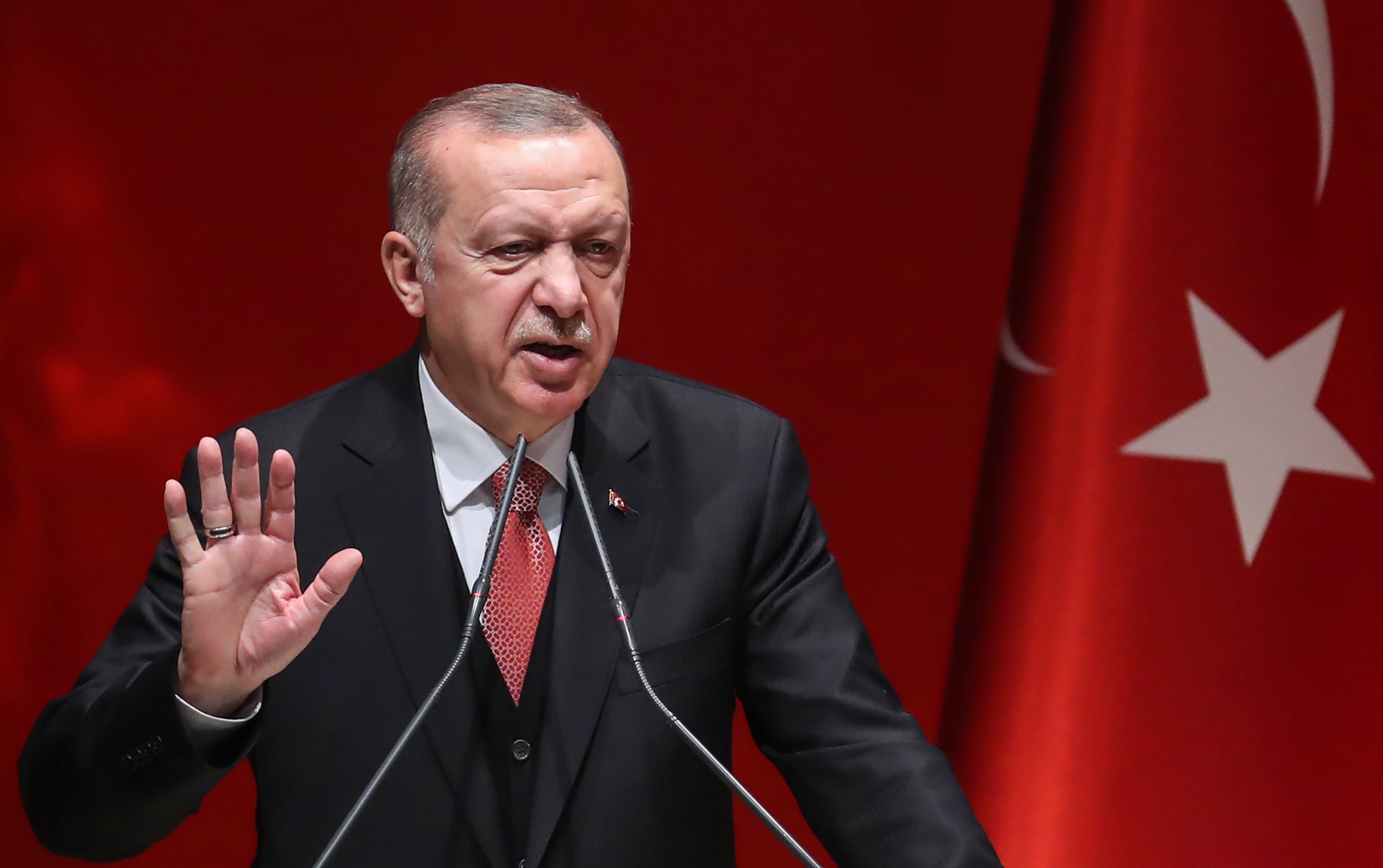 “أردوغان يؤكد فشل مشروع تقسيم سوريا ويوضح موقف تركيا من عودة اللاجئين”
