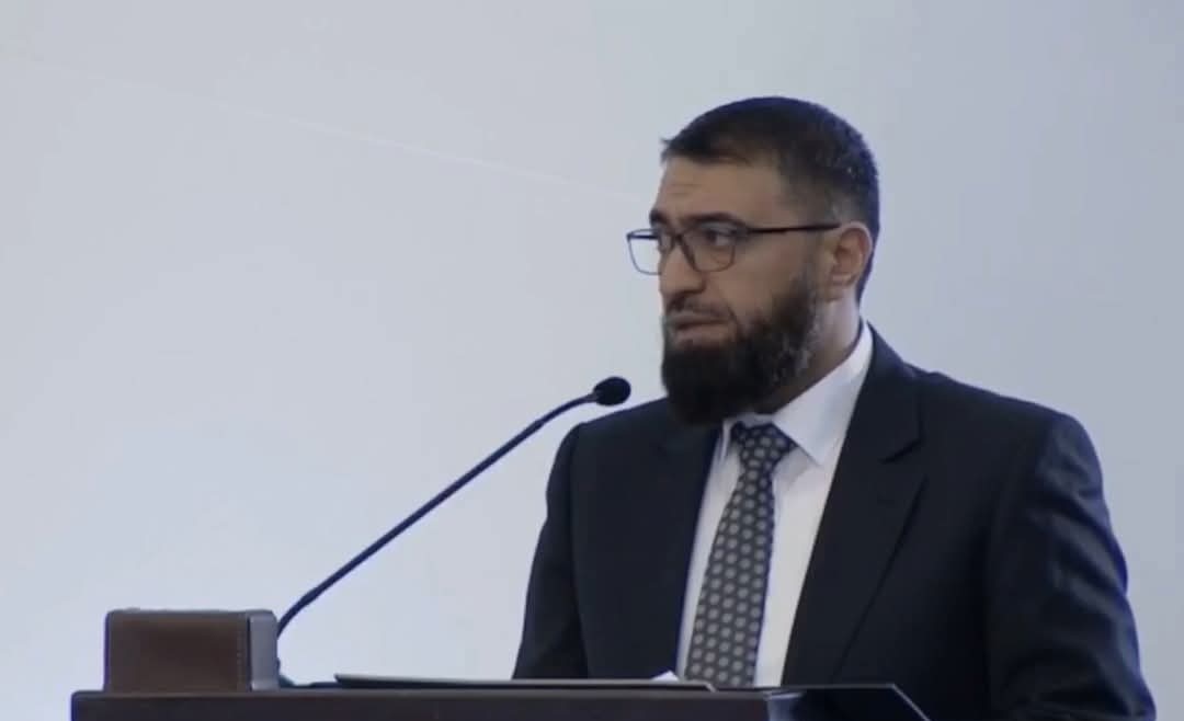 من هو مظهر عبد الرحمن الويس وزير العدل في الحكومة السورية الجديدة؟