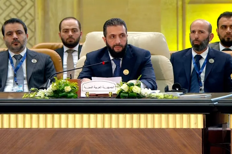 ماذا قال الرئيس “الشرع” في كلمته أمام القمة العربية بشأن التحديات الإسرائيلية والفلسطينية؟