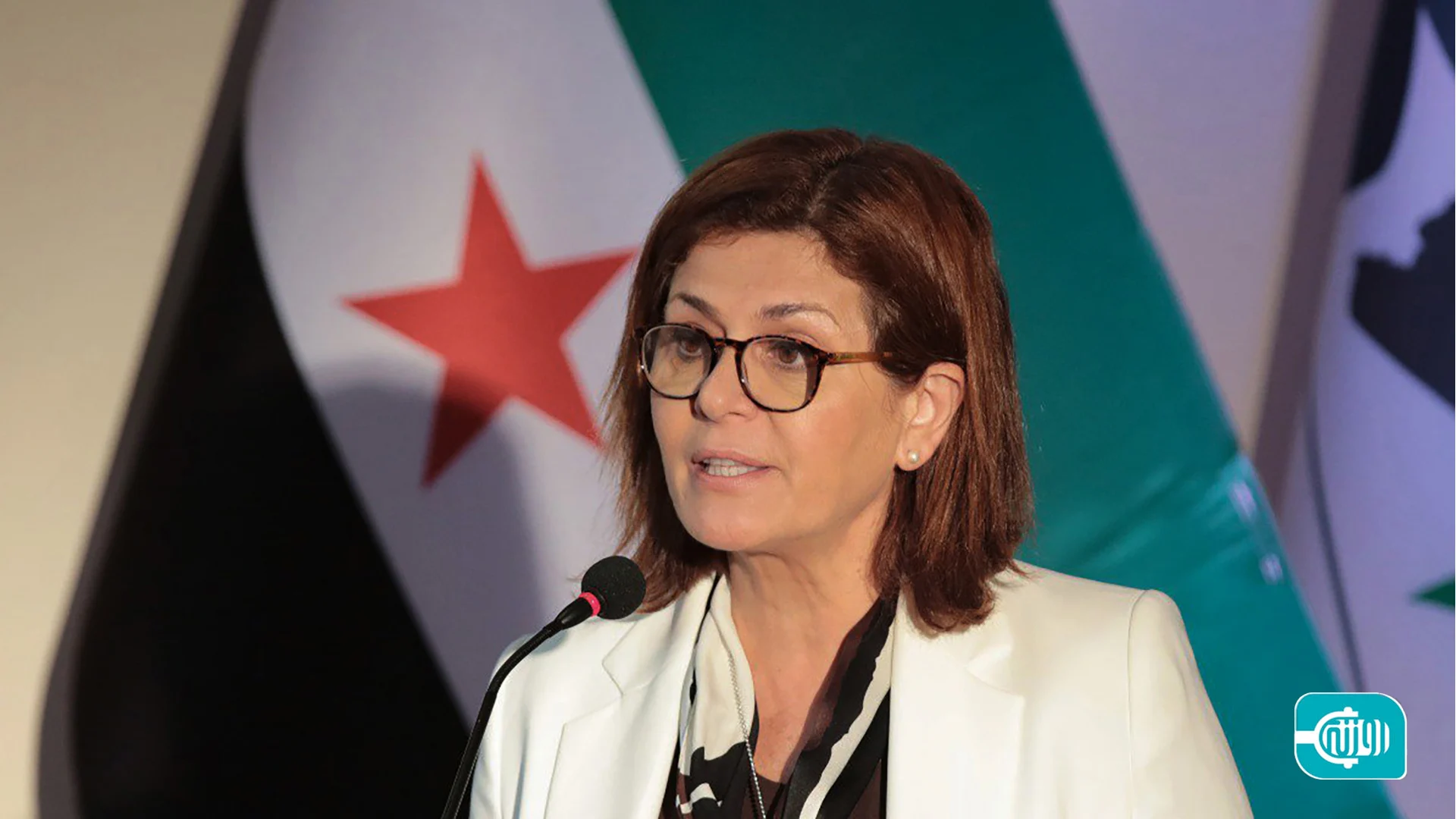 تعيين السيدة هند قبوات وزيرة الشؤون الاجتماعية والعمل