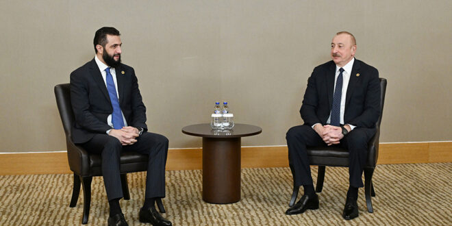 علييف يؤكد استعداد أذربيجان للمساهمة في إعادة إعمار سوريا ويدعو الشرع إلى زيارة باكو
