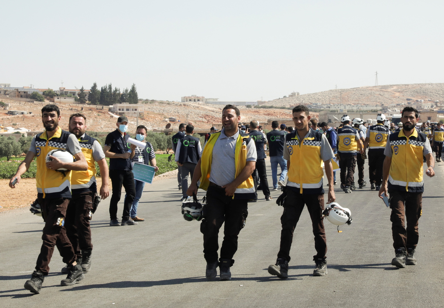 الخوذ البيضاء بعد الأسد: من إنقاذ الأرواح إلى إعادة بناء سوريا