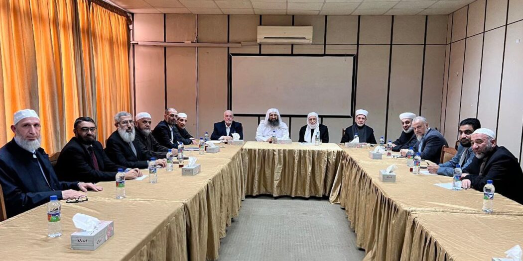 مجلس الإفتاء الأعلى يعقد أولى جلساته برئاسة الشيخ أسامة الرفاعي لمناقشة قضايا دينية وتنظيمية
