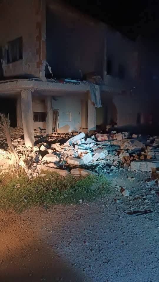 تفجير منزل قيادي سابق في اللجان الشعبية بمدينة الشيخ مسكين بريف درعا