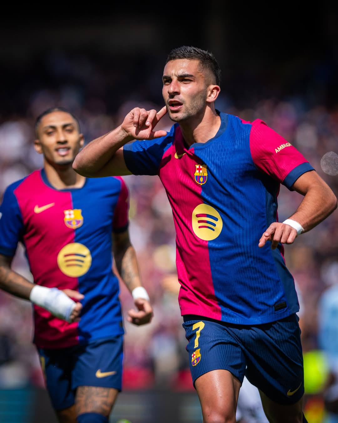برشلونة يحقق انتصاراً مثيراً على سيلتا فيغو في مباراة دراماتيكية