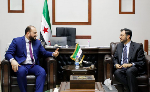 تحديث أبراج التغطية ودعم التحول الرقمي.. وزير الاتصالات ومحافظ دمشق يناقشان الخطط القادمة