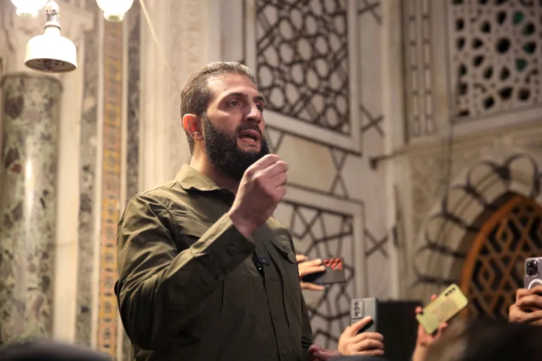 ساهم في سقوط الأسد بعد أن عمل لصالحه.. مَن هو خالد الأحمد؟