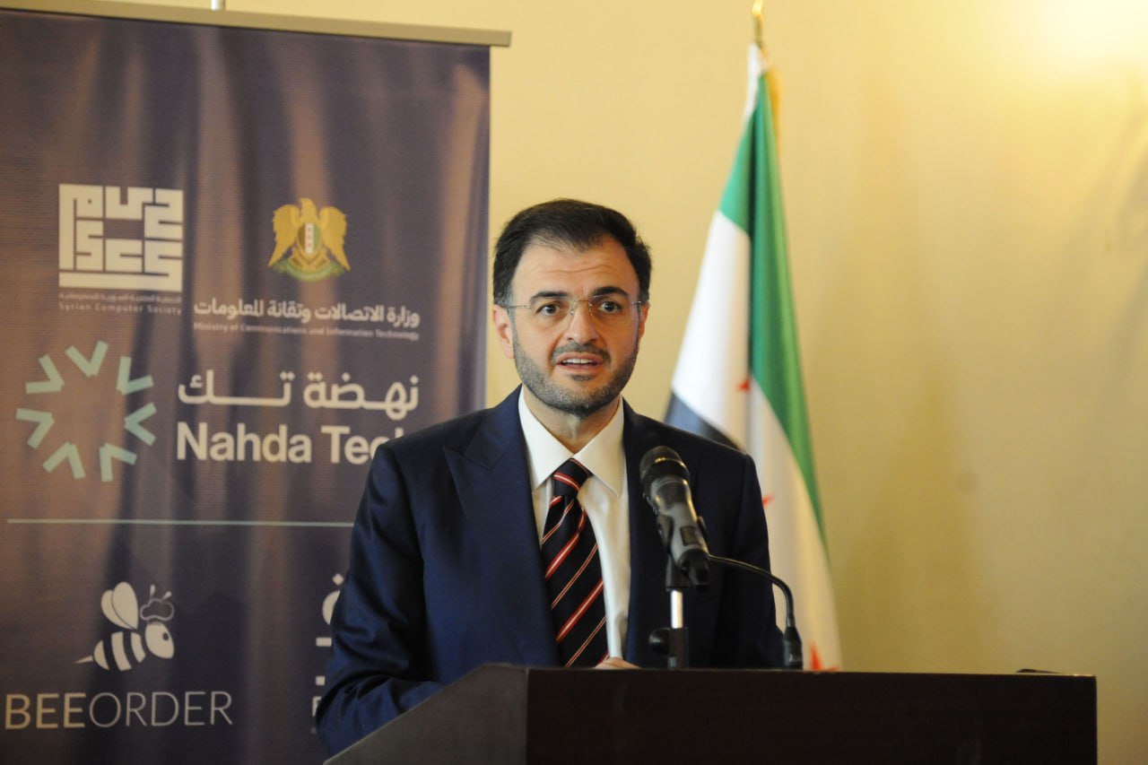 سوريا انطلقت نحو البناء والشراكة مع العالم.. وزير الاتصالات يؤكد على بدء مرحلة جديدة