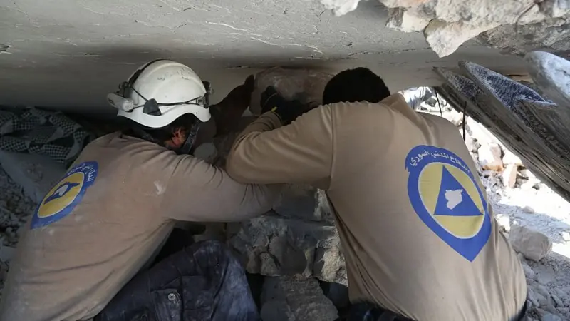 الخوذ البيضاء: الدفاع المدني السوري يعلن حله والانضواء تحت وزارة الطوارئ