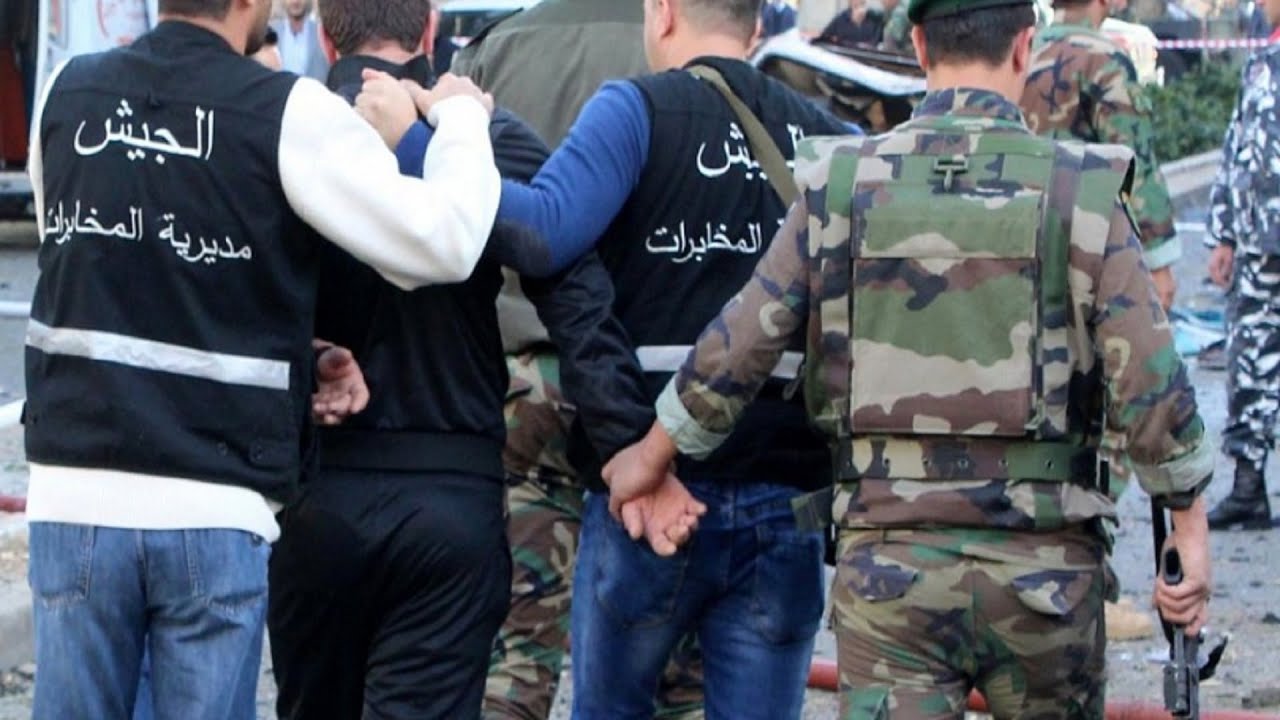 بحجة “عدم امتلاكهم أوراق قانونية”.. الجيش اللبناني يوقف عشرات السوريين