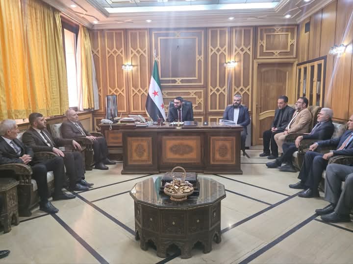 اجتماع يترأسه وزير العدل مع لجنة التحقيق في أحداث السويداء لتنسيق العمل