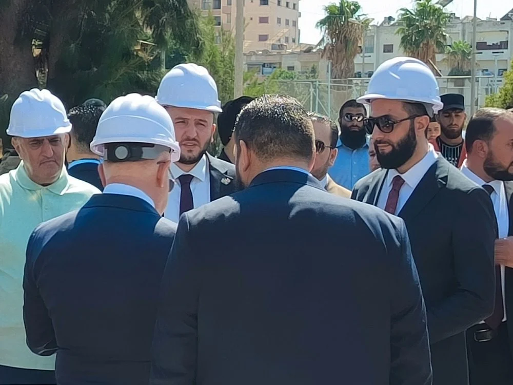 الرئيس الشرع يزور حمص ويضع حجر الأساس لمشاريع استثمارية وتنموية