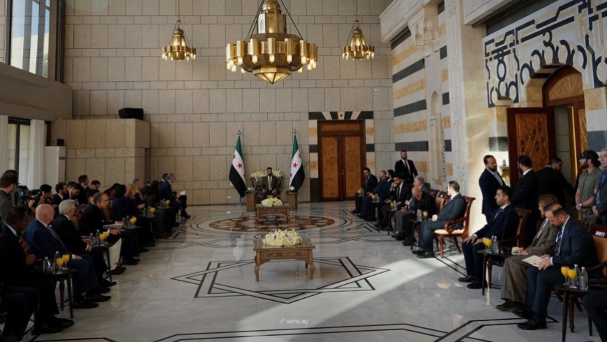 وفد من مجلس الأمن الدولي يلتقي الرئيس السوري أحمد الشرع في قصر الشعب