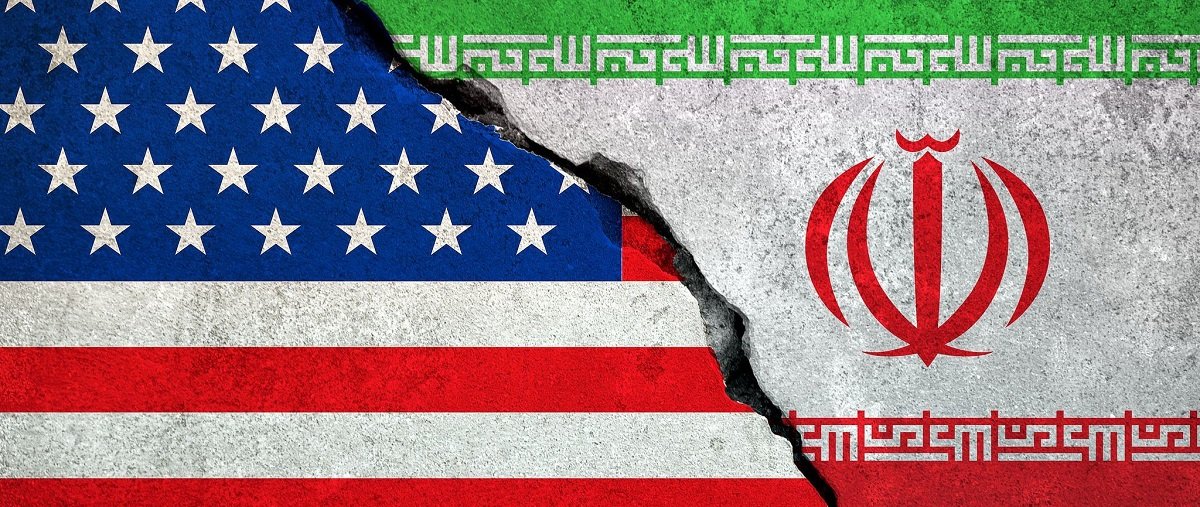 الحرب بدأت.. تبادل للاستهدافات بين إيران وأمريكا وترامب يستمر بالتهديد