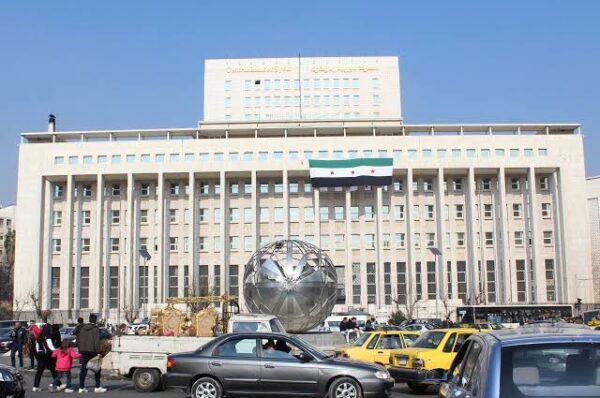 المركزي يؤكد استقرار أن سعر الصرف يشير إلى نجاح السياسات النقدية
