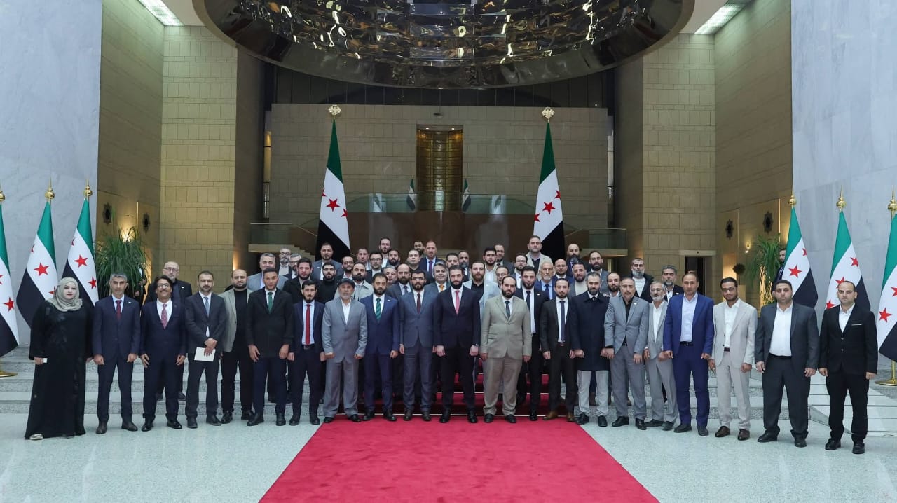 وصال إبراهيم… حكاية امرأة تشبه مدينة